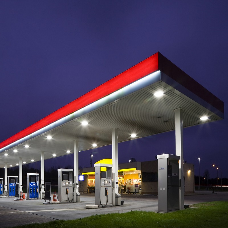 Amplían el plazo para que las gasolineras instalen puntos de recarga de eléctricos