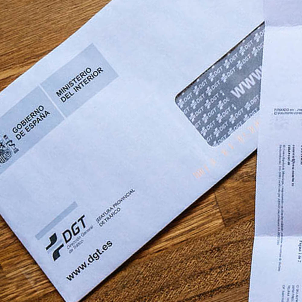 El día en que la DGT no te va a notificar las multas de tráfico en papel 2 Motor16 Notificación certificada de la DGT