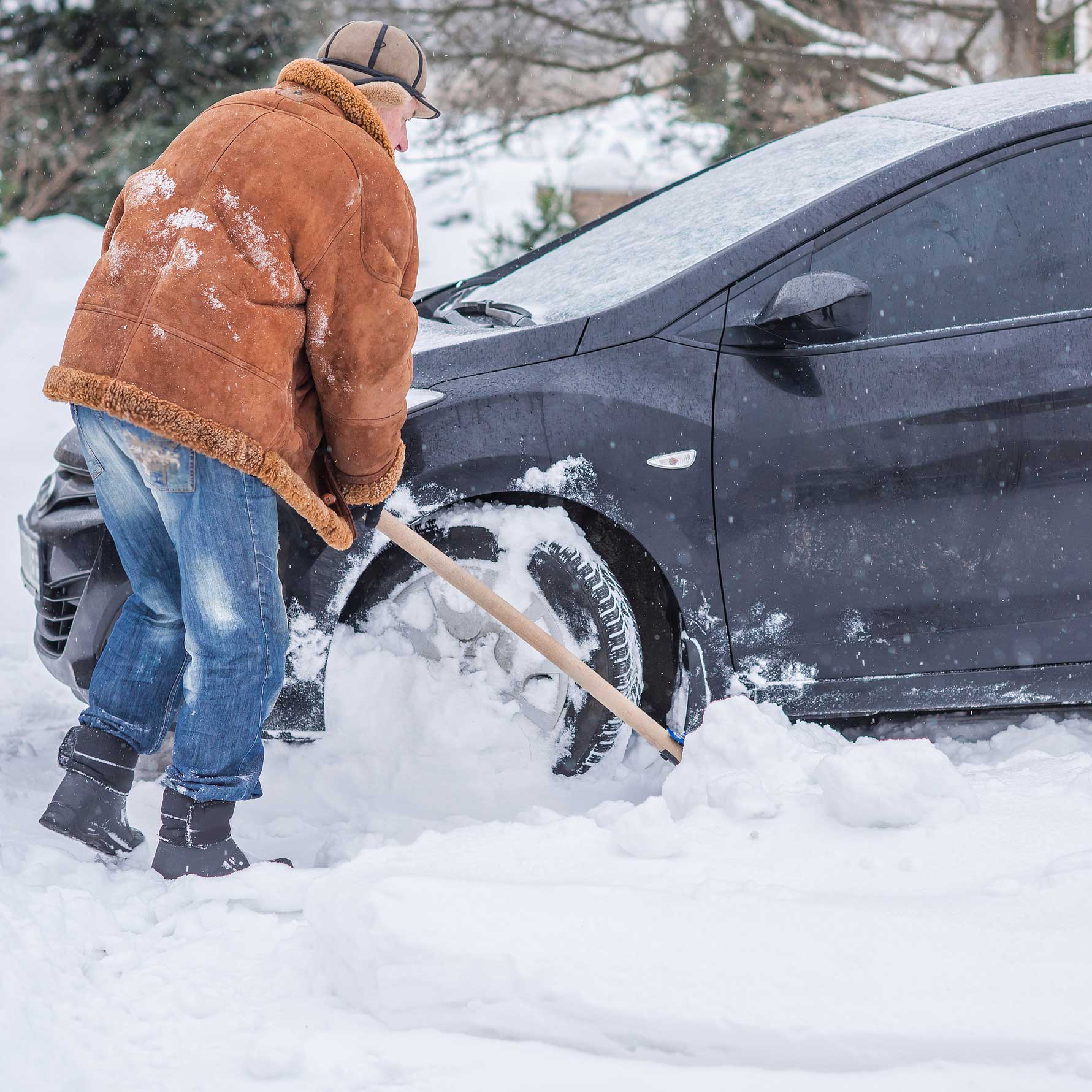 Cadenas textiles: ventajas y desventajas 1 Motor16 ATASCADO EN LA NIEVE